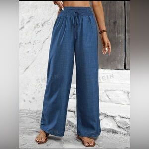 NWOT. Lounge Tie-Front Relaxed Straight Leg Pants. Woman’s size 12 (XL)